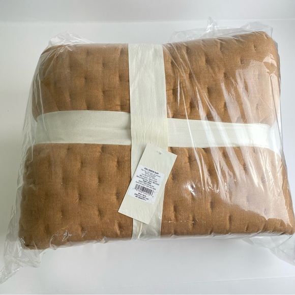 Casaluna Bedding Casaluna Queen Cashmere Blend Quilt Warm Brown